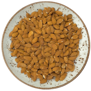 Almendra natural piel