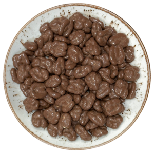 Nuez recubierta de chocolate con leche